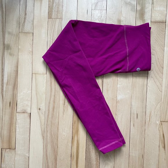 Classic Lululemon Wunder Unders Raspberry - Picture 2 of 2